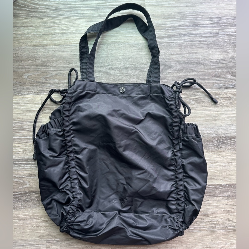 lululemon athletica Black Women's Tote Bag